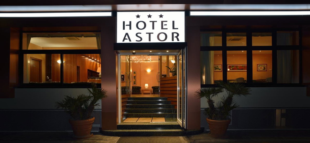 Отель · Astor Hotel, Bologna
