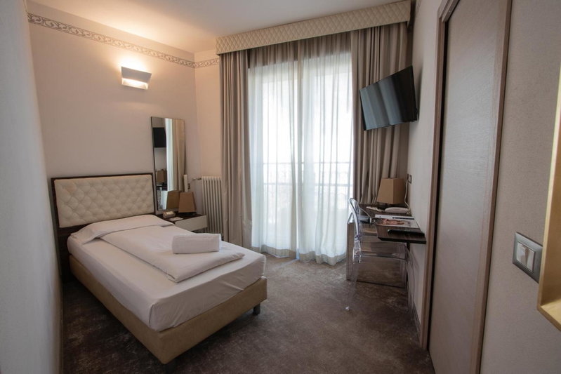 Hotel Corona, Tirano, Italie