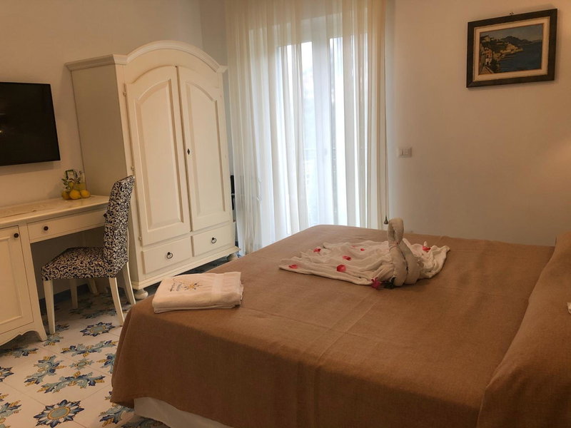 Nonno Francesco B&B, Ravello, Италия