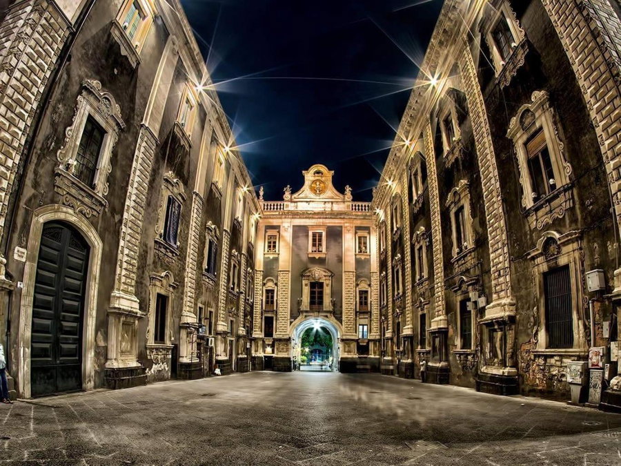 Duomo Bed & Breakfast, Catania, Италия