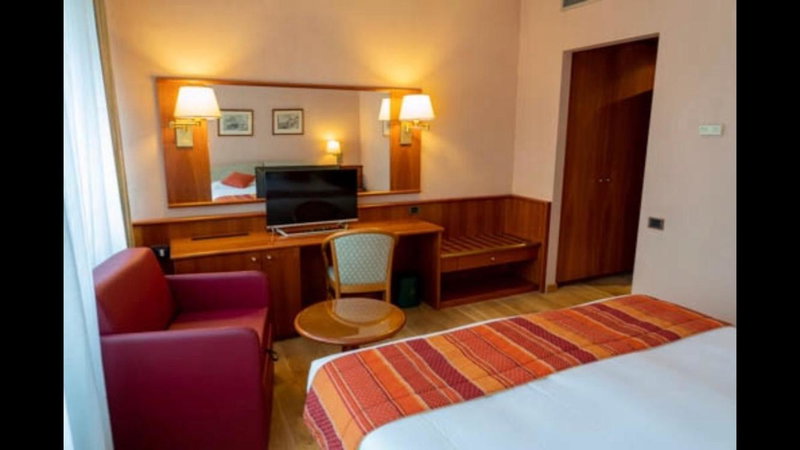 Crystal Hotel Varese, Varese, Италия
