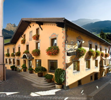Hotel Cavallino D'Oro Bed&Breakfast, Castelrotto, Italy