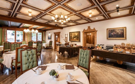 Hotel Cavallino D'Oro Bed&Breakfast, Castelrotto, Italy