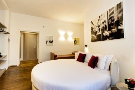 V Collection Piazza Farnese Luxury Suites, Rome, Italia