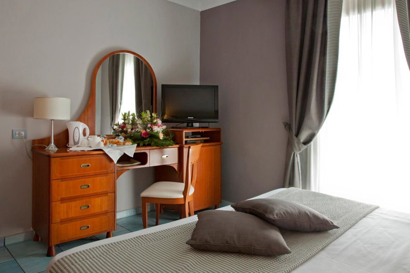 Hotel Villa Luisa, Pozzuoli, Италия
