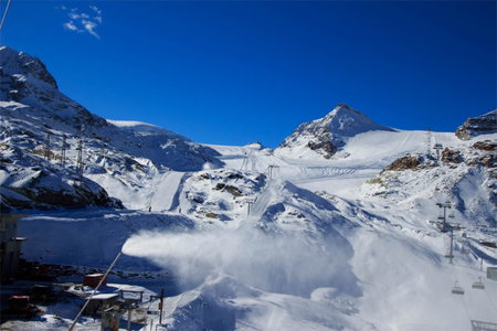 Hotel Petit Palais, Breuil-Cervinia, Italy