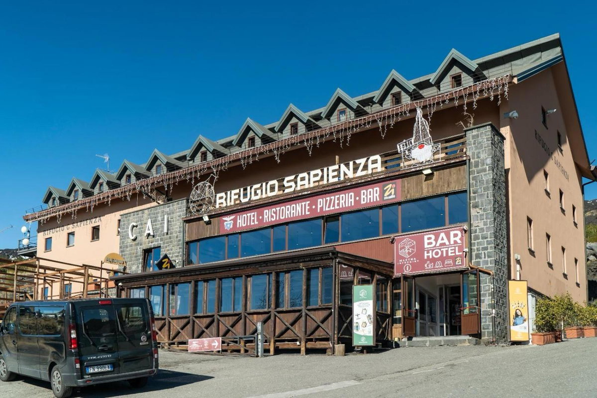 Hotel · Rifugio Sapienza, Nicolosi