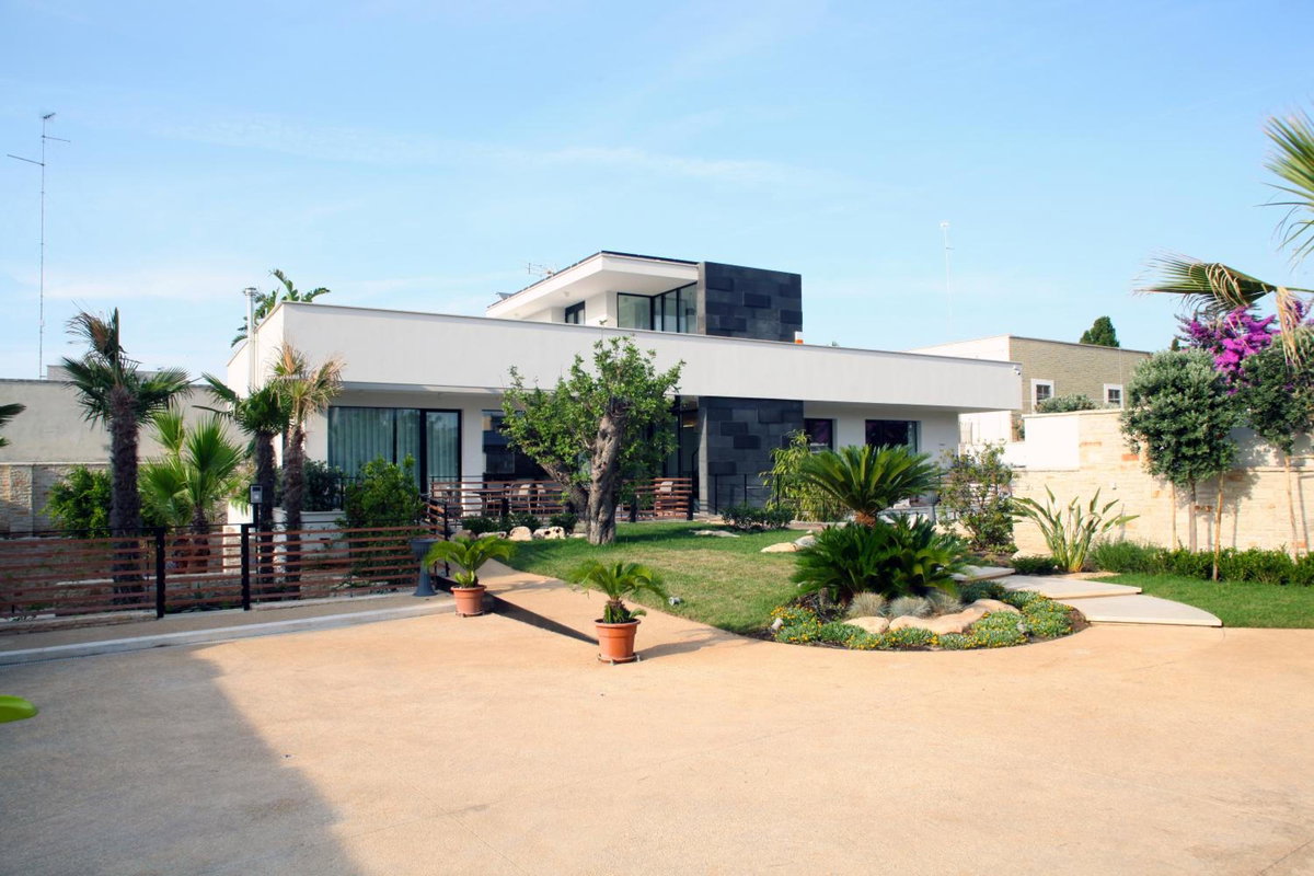 Villa Pina, Italie