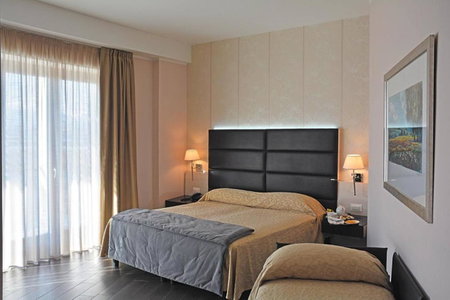 S Hotel, San Giovanni Teatino, Italy