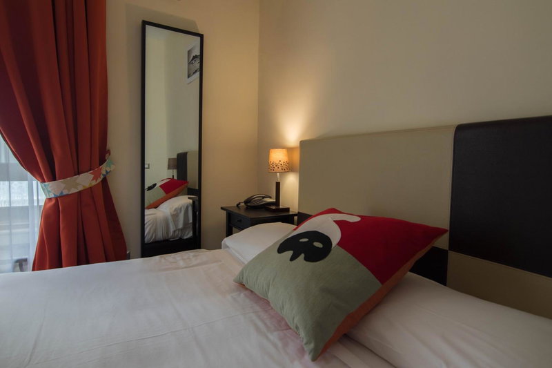 Hotel Plebiscito Aparthotel, Naples, Italia