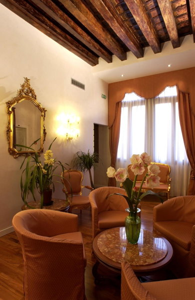 Hotel Locanda Canal, Venice, Italia