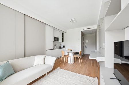 Limehome Milan via Stresa, Milan, Italia