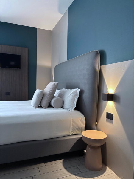 AV Hotel Milano, Milan, Италия