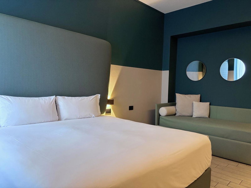 AV Hotel Milano, Milan, Италия