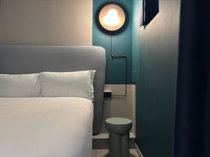 AV Hotel Milano, Milan, Италия