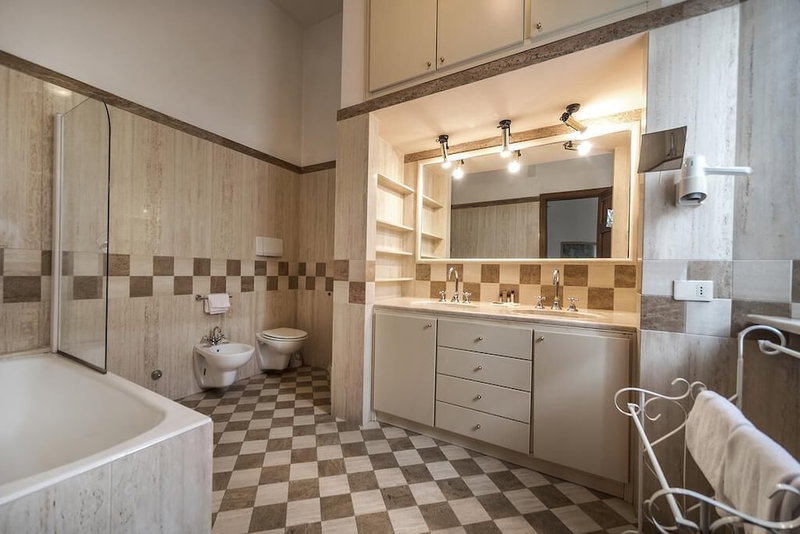 100 Torri, Ascoli Piceno, Italy