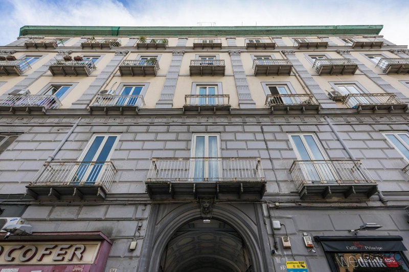 Opera Home Principe Umberto, Naples, Italie