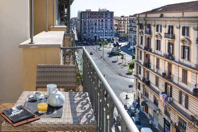 Opera Home Principe Umberto, Naples, Italie