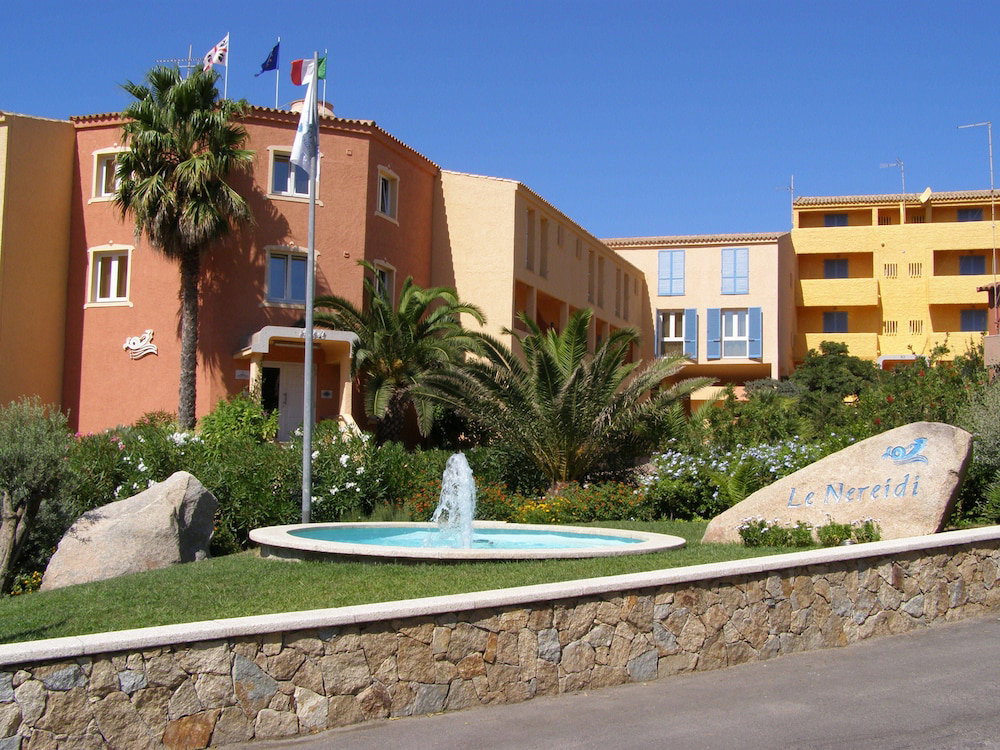 Hotel · Le Nereidi Hotel Residence, La Maddalena