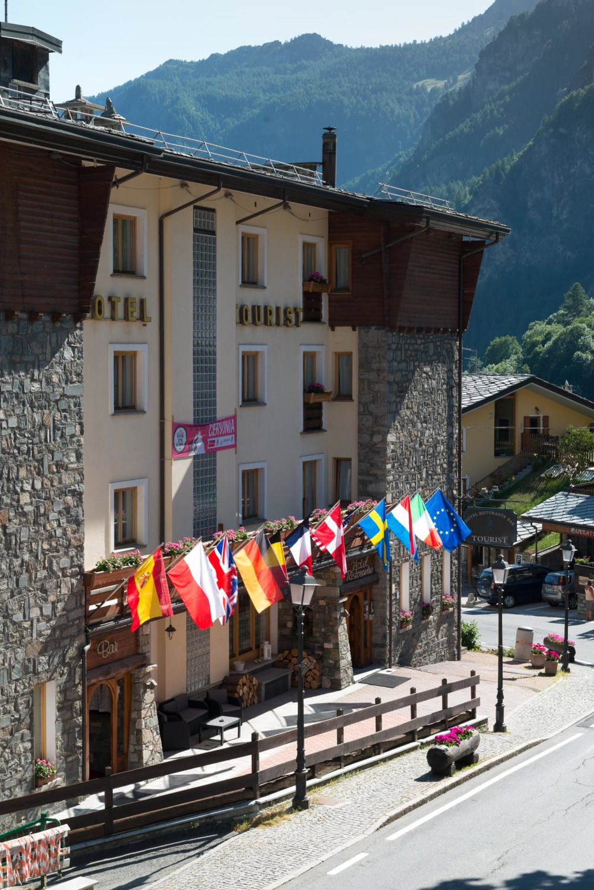 Hôtel · Hotel Tourist, Valtournenche