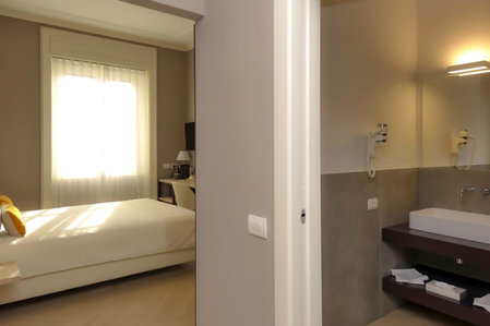 Bergamo Inn 43, Bergamo, Italia