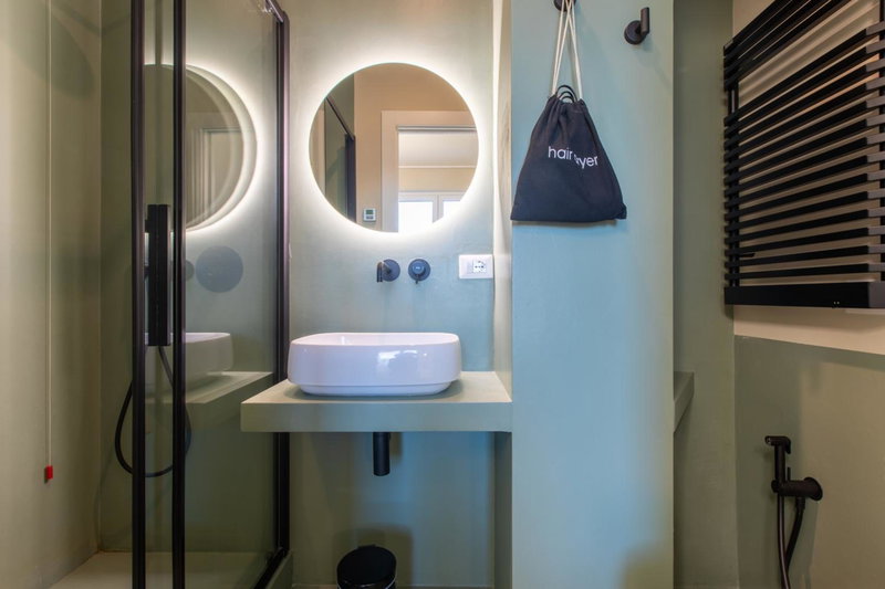 Daplace - Corso Sempione Suites, Milan, Италия