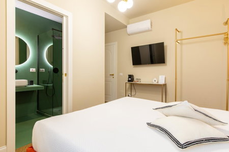 Daplace - Corso Sempione Suites, Milan, Италия