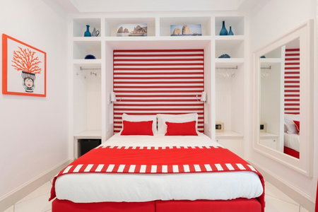 Duomo Guest House - Stay in Sorrento, Sorrento, Италия