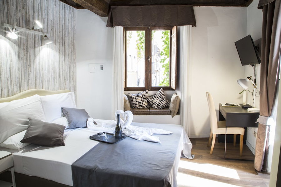 Do-Do Navona Suites, Rome, Italia
