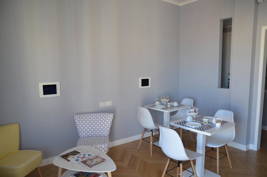 Room 56, Bari, Италия