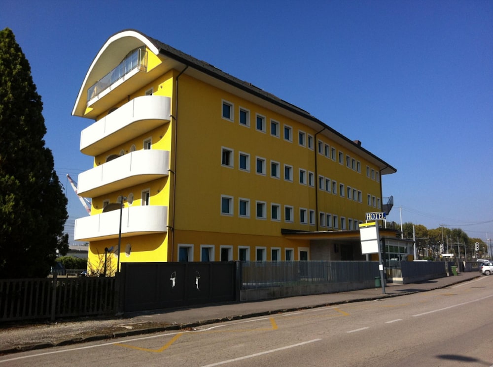 Hotel Alverì, Italia