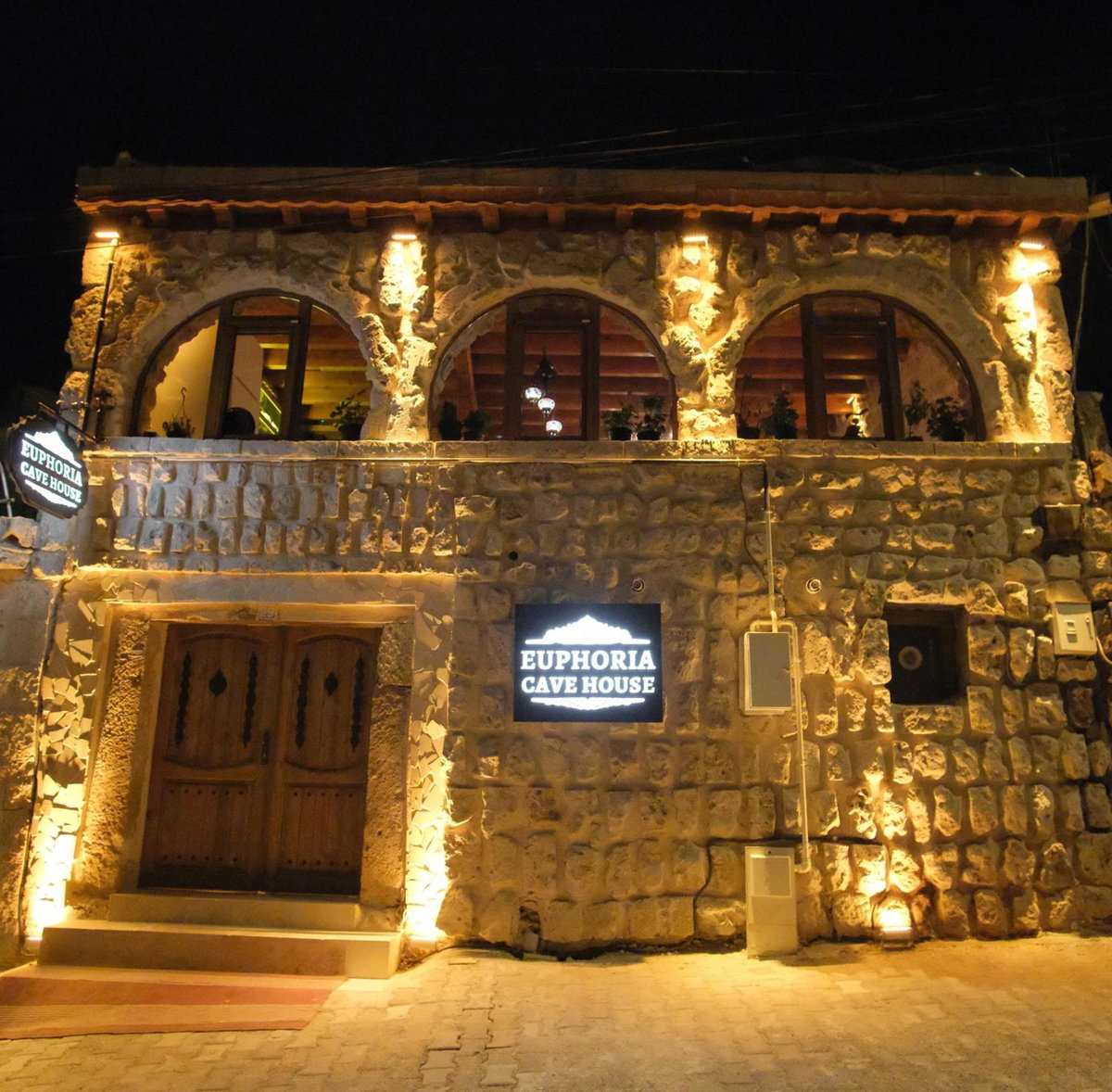 Hotel · Euphoria Cave House, Nar