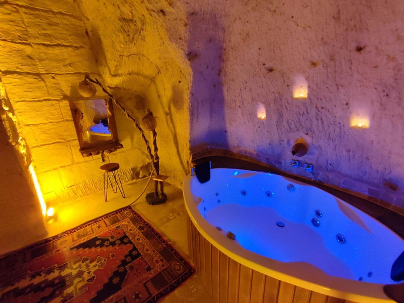 Euphoria Cave House, Nar, Turkey