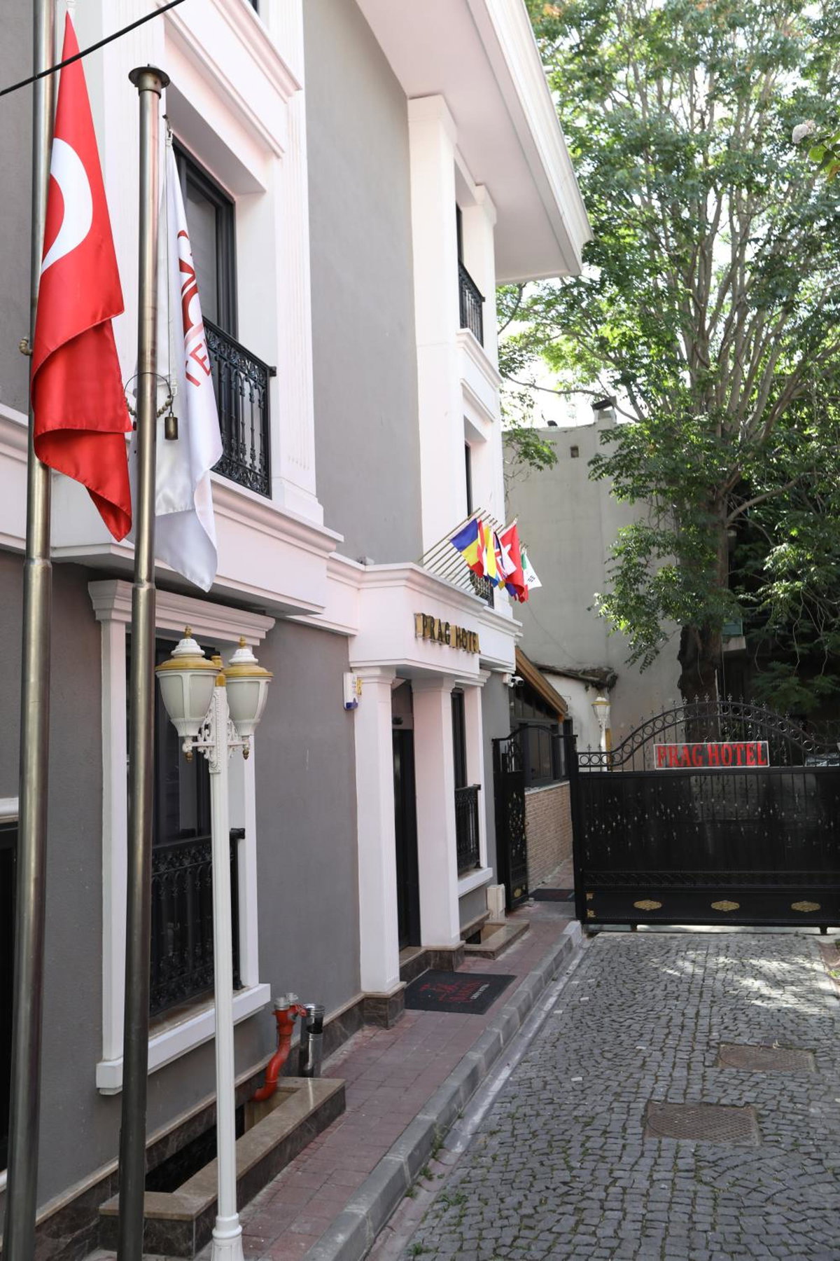 Hotel · Prag Hotel, Istanbul