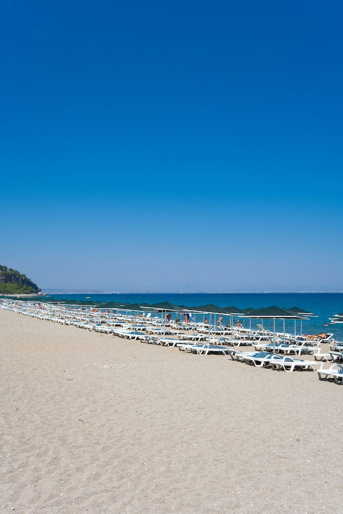 Larissa Inn, Türkei