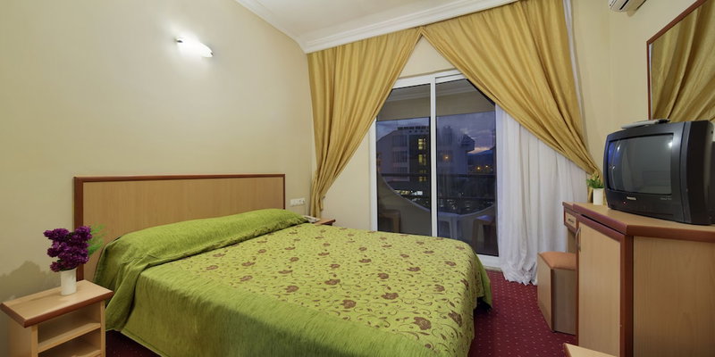 Larissa Inn, Kemer, Turquía