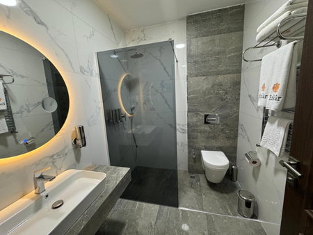 Ezkar Bathonea Art İstanbul, Avcılar, Турция