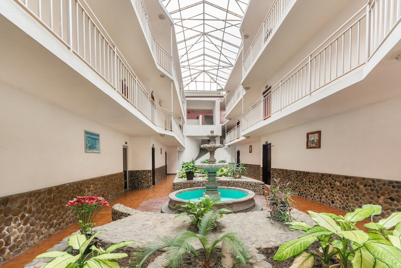 OYO Hotel Casa Blanca, Martínez de la Torre, Mexico