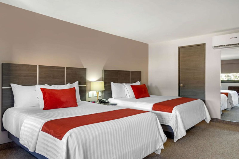 BeWow Hotel Querétaro, Querétaro, Mexico