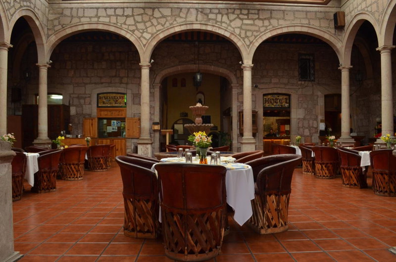 Howard Johnson by Wyndham Morelia Calle Real, Morelia, Мексика