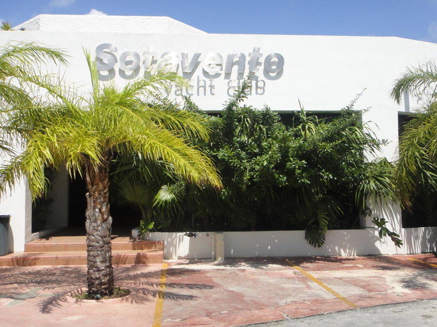 Sotavento Hotel & Yacht Club, Cancún, Mexique