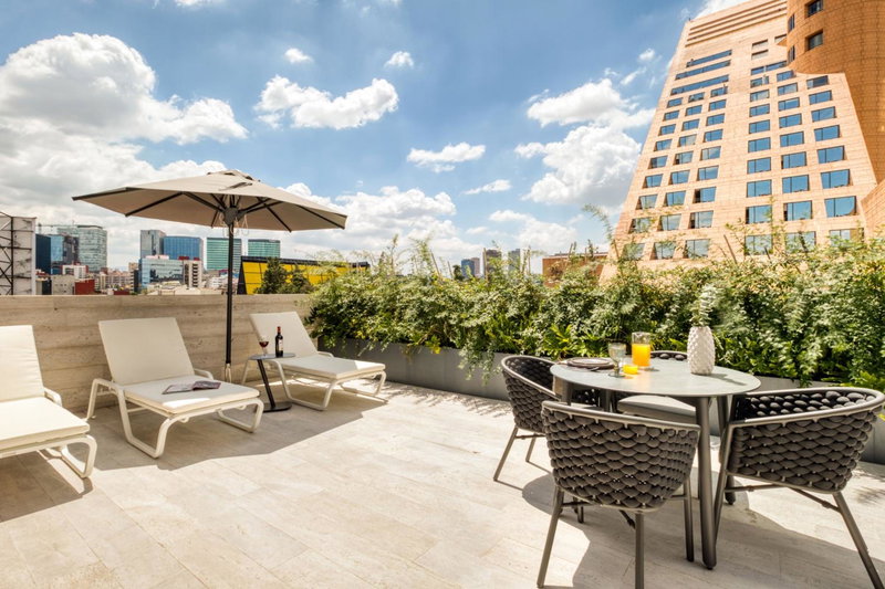 Studio Fenomenal con Balcon Priv and Rooftop whit Jacuzzi, Mexico City, Мексика