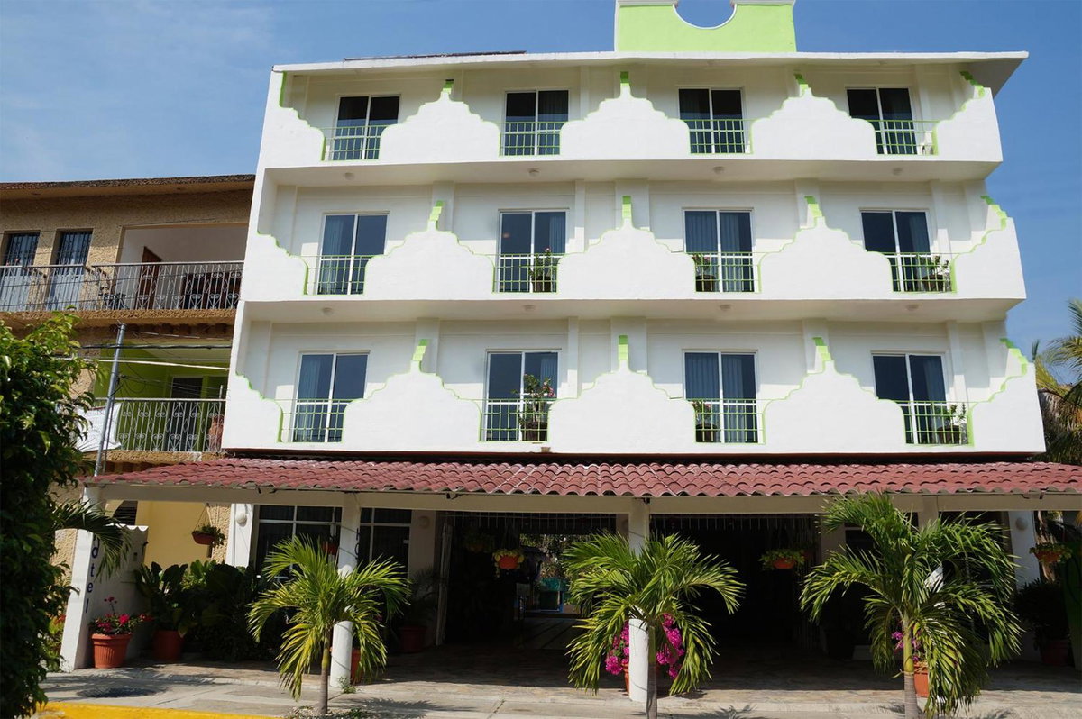 Hotel · Hotel Arenas del Pacifico, Santa Cruz Huatulco