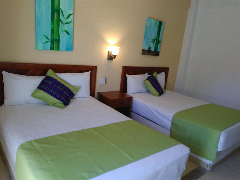 Hotel Arenas del Pacifico, Santa Cruz Huatulco, Mexico