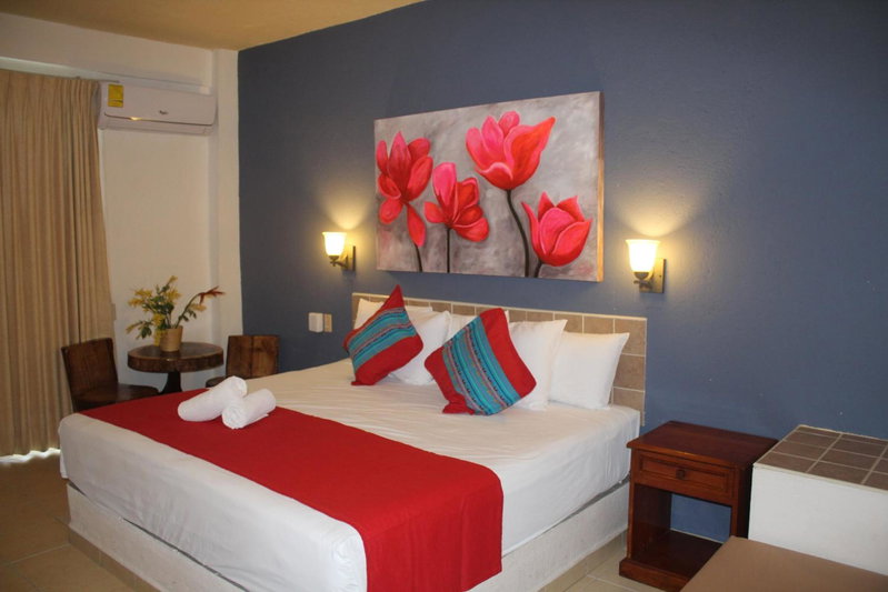 Hotel Arenas del Pacifico, Santa Cruz Huatulco, Mexico
