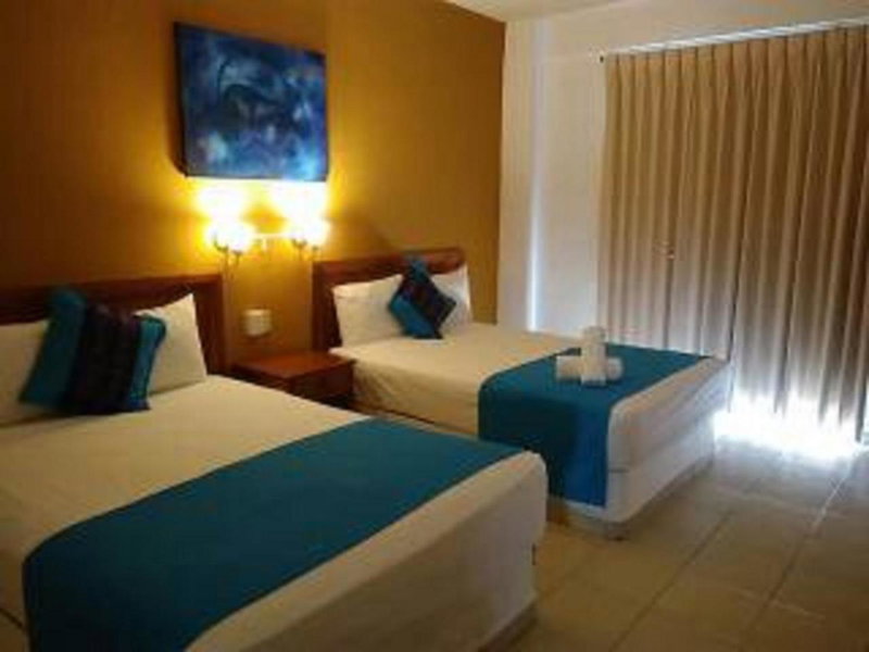 Hotel Arenas del Pacifico, Santa Cruz Huatulco, Mexico