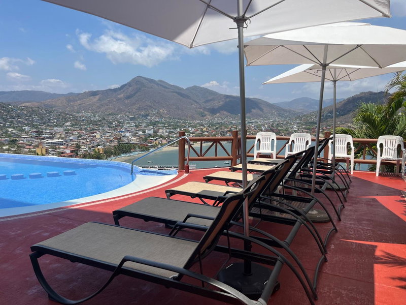 Villas El Morro, Zihuatanejo, México