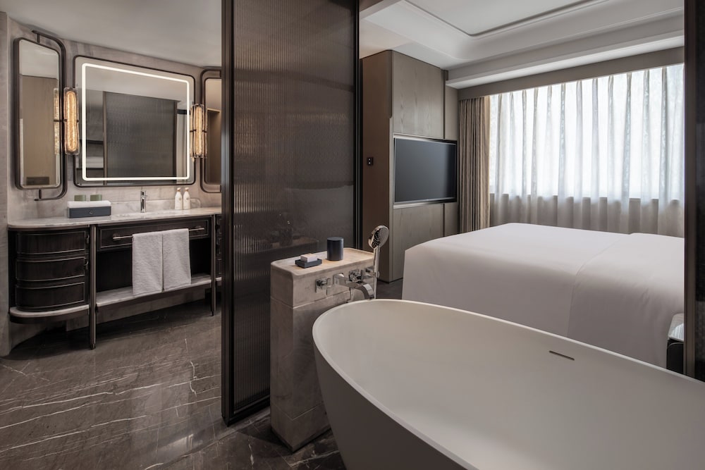 Hangzhou Wulin GDA Hotel, Vignette Collection by IHG, China