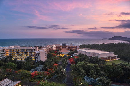 Four Points by Sheraton Shenzhou Peninsula Resort, Wanning, China