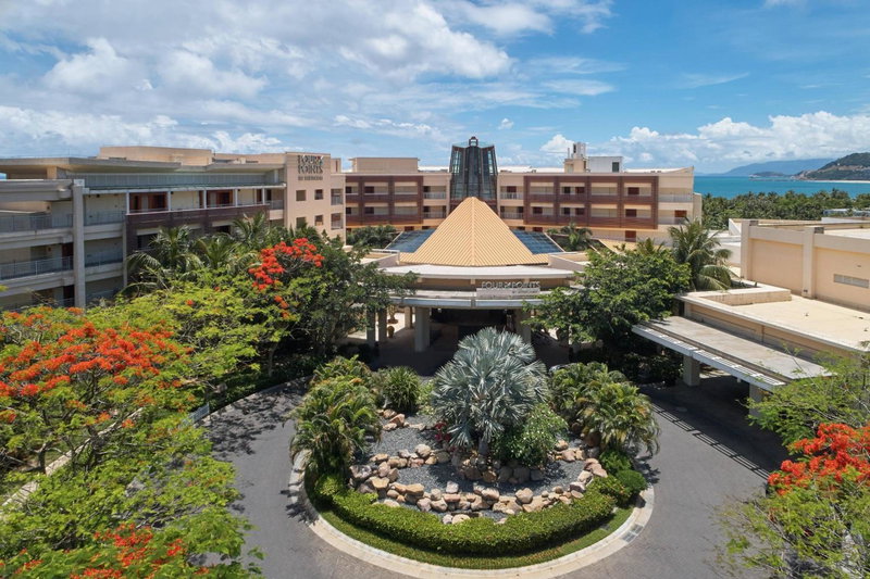 Four Points by Sheraton Shenzhou Peninsula Resort, Wanning, China